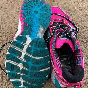 Brooks Running Adrenaline GTS 14